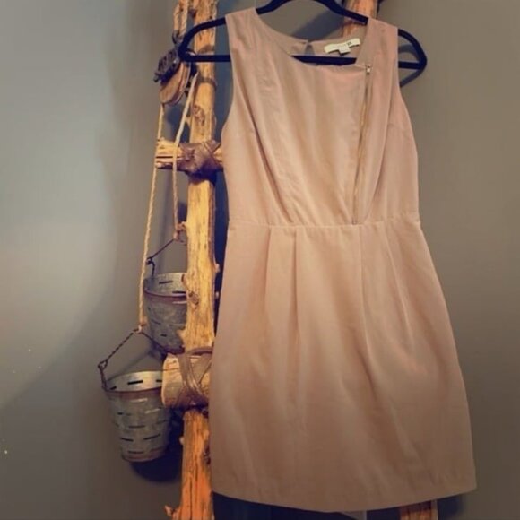 Forever 21 Tan / Beige Zipper Dress With Open Back Size Small - Picture 1 of 9